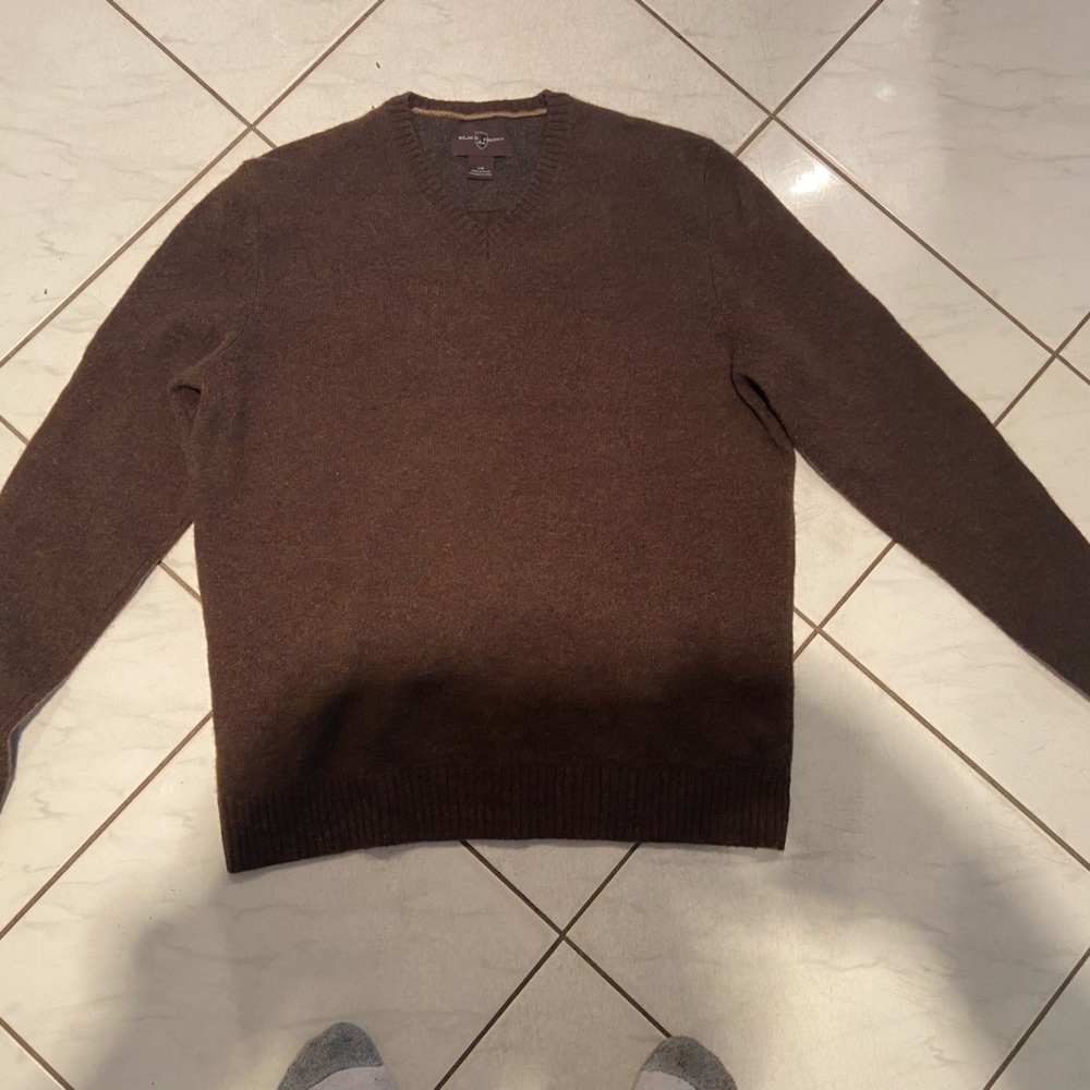 Black Brown 1826 Brown V-neck Sweater